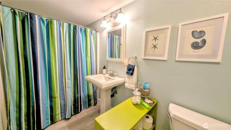 30309 G Street Ocean Park WA 98640