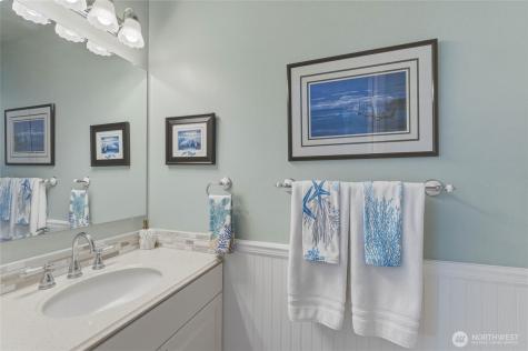 2837 Riviera Boulevard Malaga WA 98828