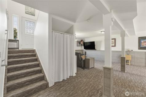 2837 Riviera Boulevard Malaga WA 98828