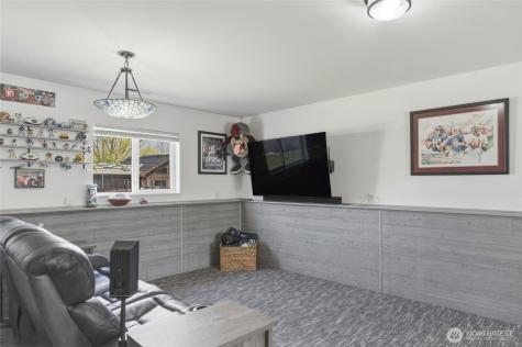 2837 Riviera Boulevard Malaga WA 98828