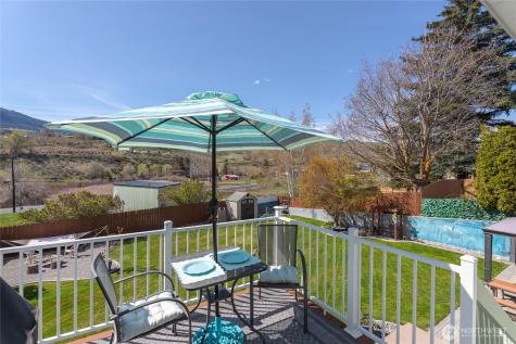 2837 Riviera Boulevard Malaga WA 98828