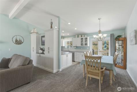 2837 Riviera Boulevard Malaga WA 98828