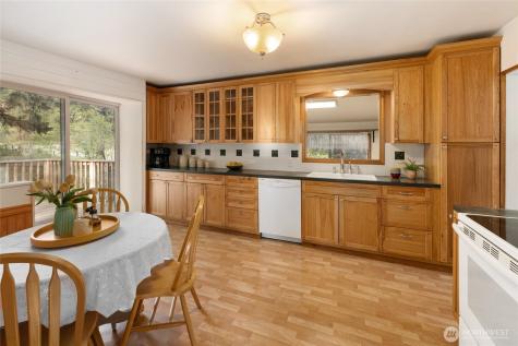 416 W Fifth Street Cle Elum WA 98922