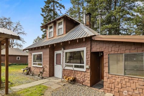 416 W Fifth Street Cle Elum WA 98922