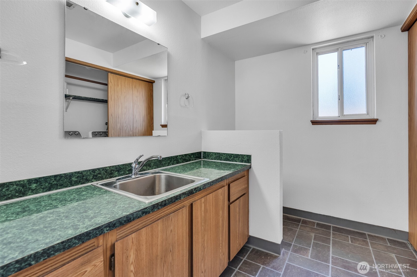 1204 31st St NE Auburn WA 98002