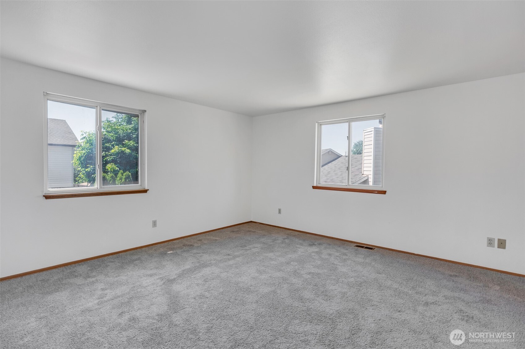 1204 31st St NE Auburn WA 98002