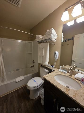 1 Beach 585-f Manson WA 98831