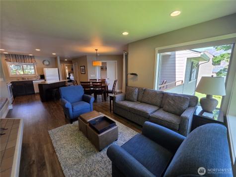 1 Beach 585-f Manson WA 98831