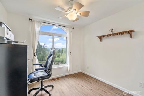 135 Northridge Drive Centralia WA 98531