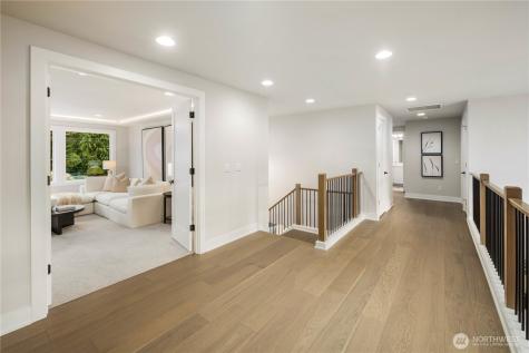 12127 NE 65th Street Kirkland WA 98033