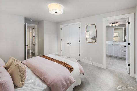 12127 NE 65th Street Kirkland WA 98033