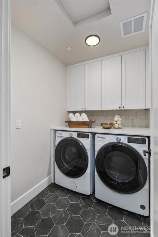 12127 NE 65th Street Kirkland WA 98033