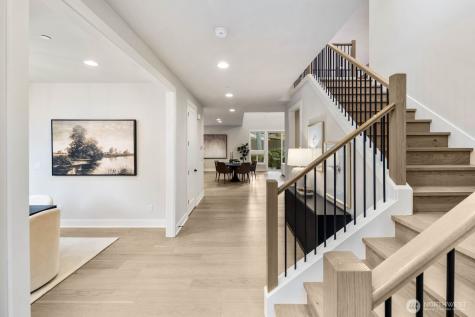 12127 NE 65th Street Kirkland WA 98033