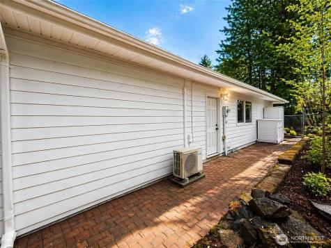 1216 E 70th Street Tacoma WA 98404