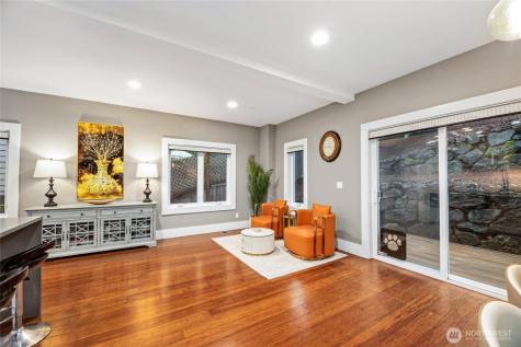 1312 211th Avenue NE Sammamish WA 98074