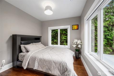 1312 211th Avenue NE Sammamish WA 98074