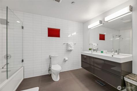 1312 211th Avenue NE Sammamish WA 98074