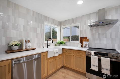 1406 Shattuck Avenue S Renton WA 98055