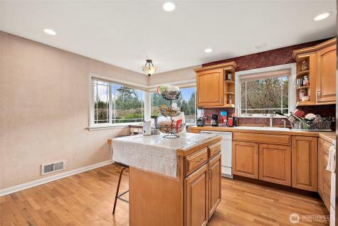 7419 112th Street E Puyallup WA 98373