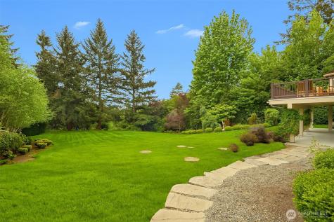 26207 NE 34th Street Redmond WA 98053