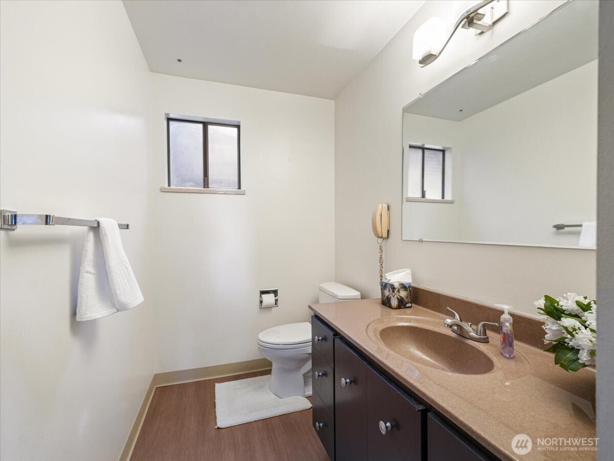 23850 43rd Avenue S Kent WA 98032