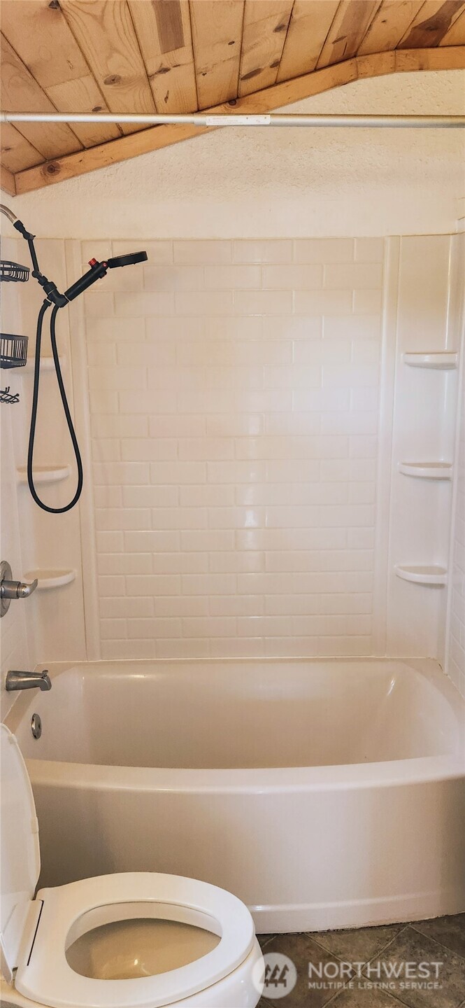 1224 Maple Street Everett WA 98201