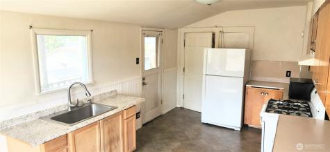 1224 Maple Street Everett WA 98201
