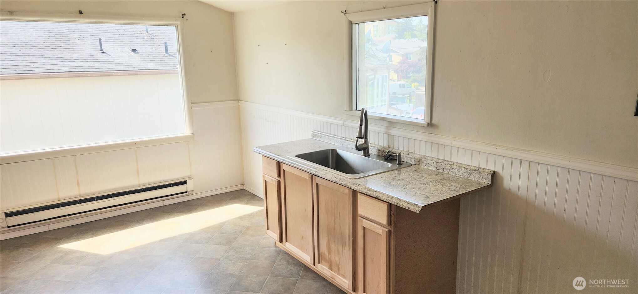 1224 Maple Street Everett WA 98201
