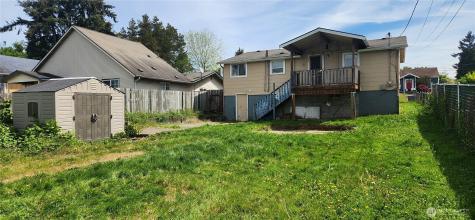 1224 Maple Street Everett WA 98201