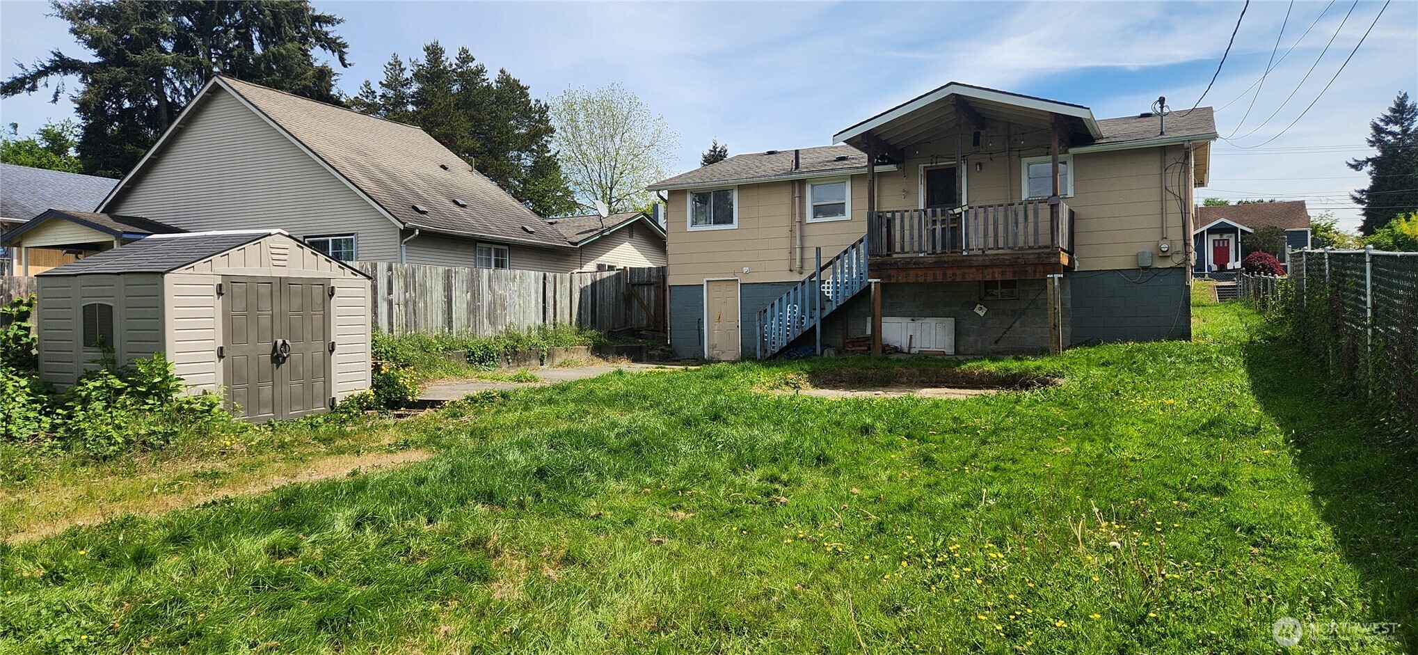 1224 Maple Street Everett WA 98201