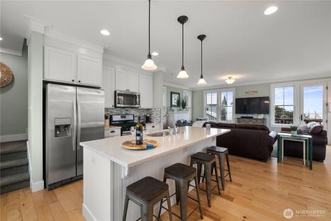 78 Pacifica Lane Pacific Beach WA 98571
