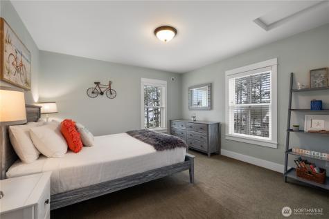 78 Pacifica Lane Pacific Beach WA 98571