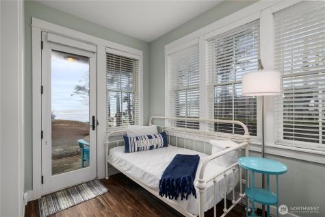 78 Pacifica Lane Pacific Beach WA 98571