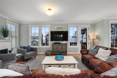 78 Pacifica Lane Pacific Beach WA 98571