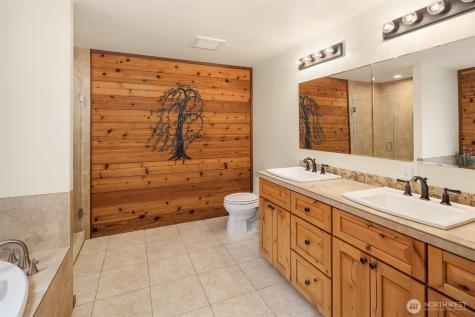 7717 252nd Avenue NE Redmond WA 98053