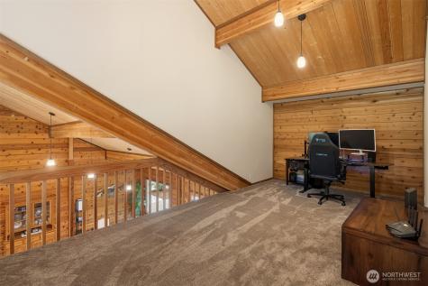 7717 252nd Avenue NE Redmond WA 98053