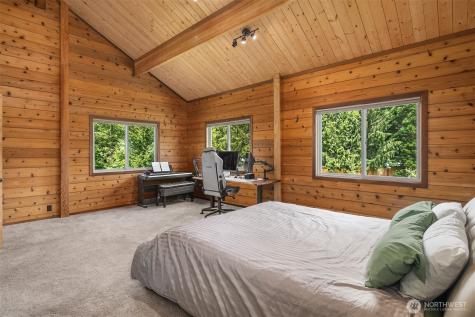 7717 252nd Avenue NE Redmond WA 98053