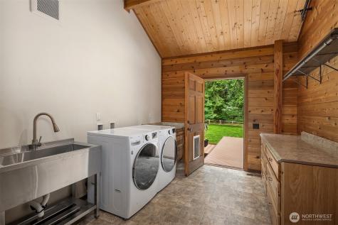7717 252nd Avenue NE Redmond WA 98053