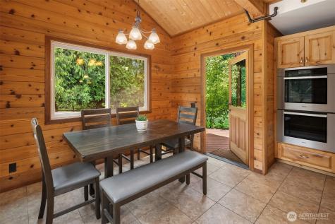 7717 252nd Avenue NE Redmond WA 98053