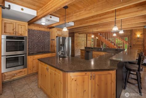 7717 252nd Avenue NE Redmond WA 98053