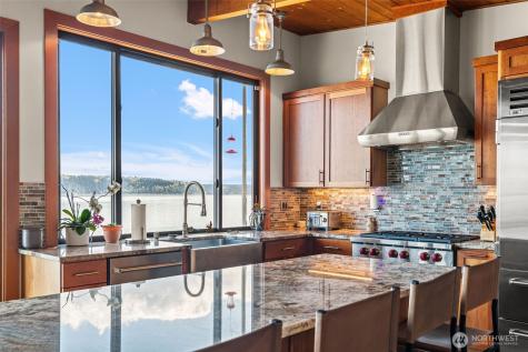 2963 Tillicum Beach Drive Camano Island WA 98282