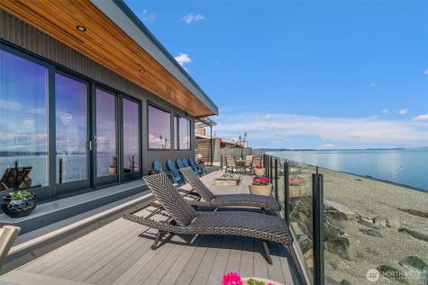 2963 Tillicum Beach Drive Camano Island WA 98282
