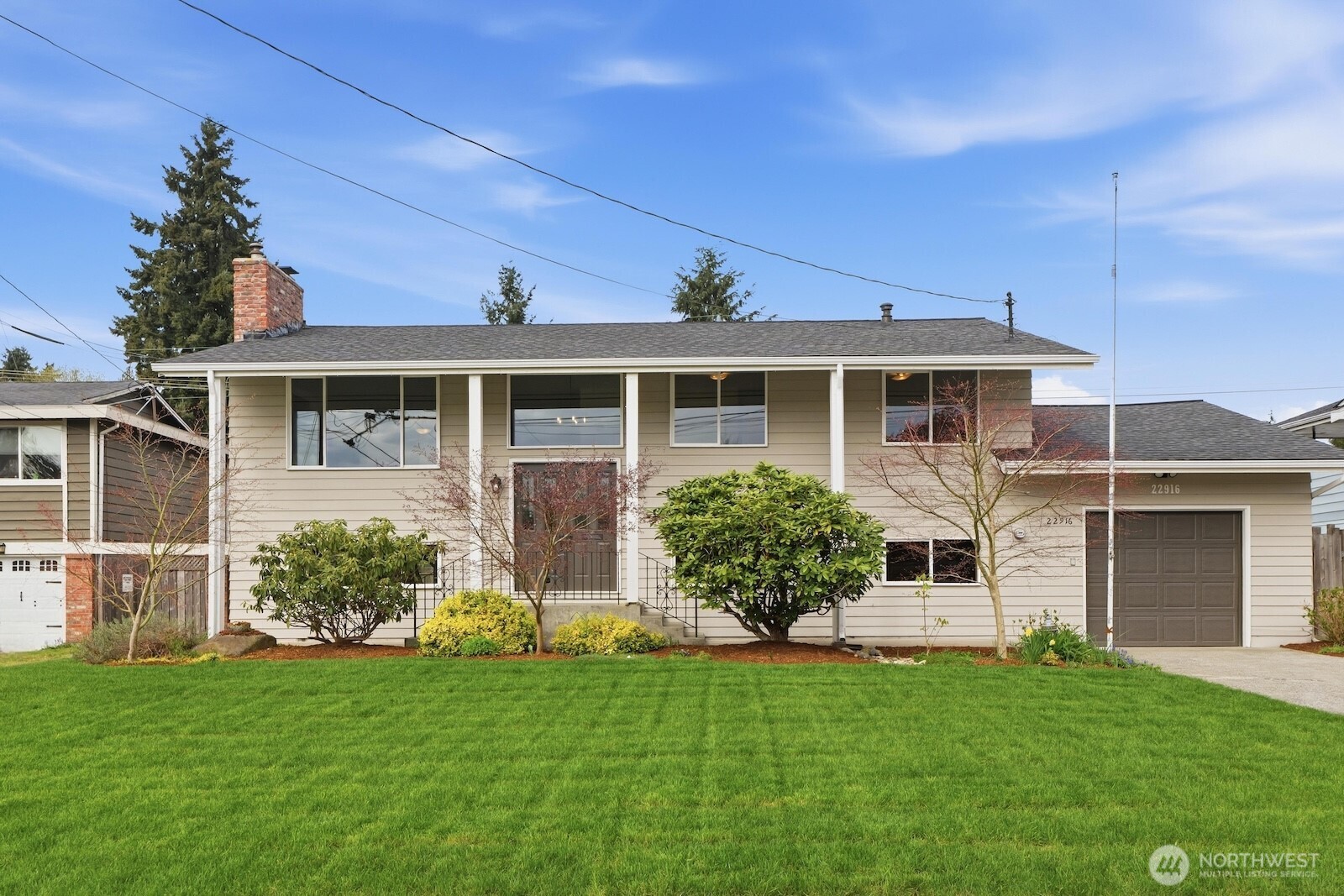 22916 72nd Place W Mountlake Terrace WA 98043