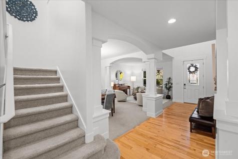 5221 NE 7th Place Renton WA 98059