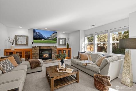 5221 NE 7th Place Renton WA 98059