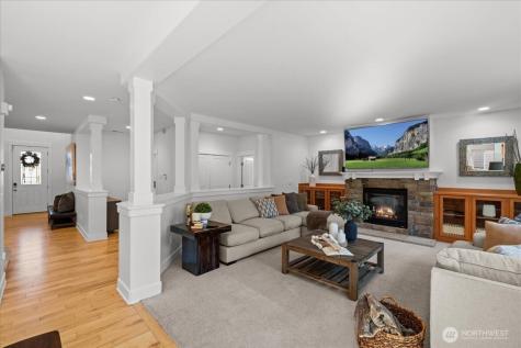 5221 NE 7th Place Renton WA 98059