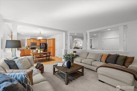 5221 NE 7th Place Renton WA 98059