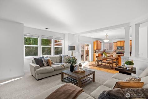 5221 NE 7th Place Renton WA 98059