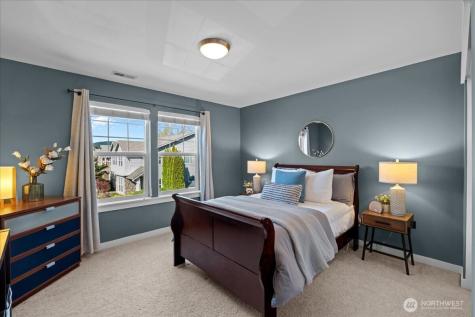 5221 NE 7th Place Renton WA 98059