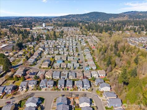 5221 NE 7th Place Renton WA 98059